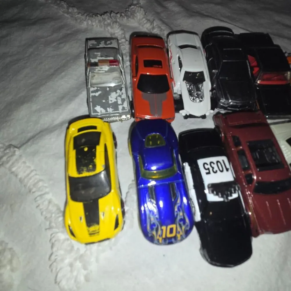 Hot Wheels cool lot